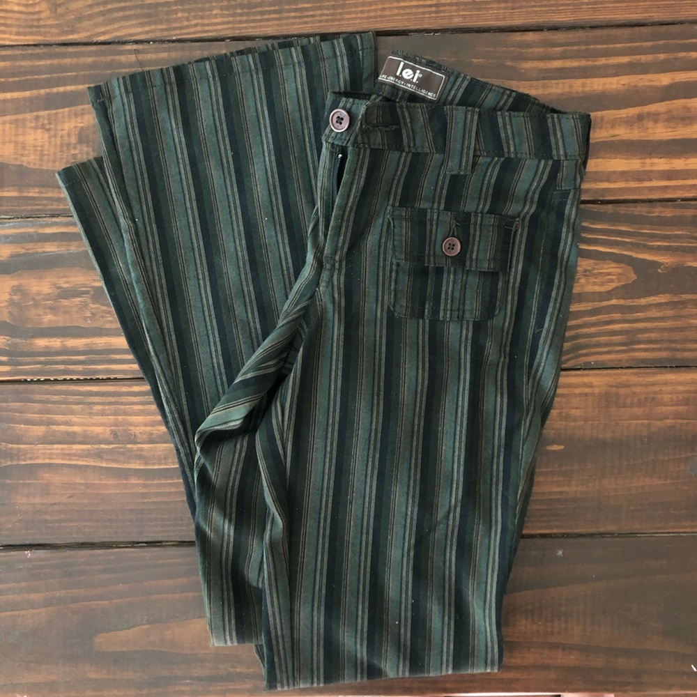 Vintage lei low waisted flare pants